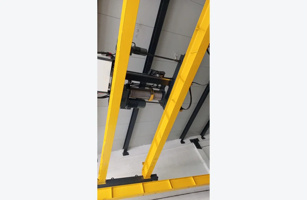 vinç nakliye saha görseli endüstriyel vinç görseli